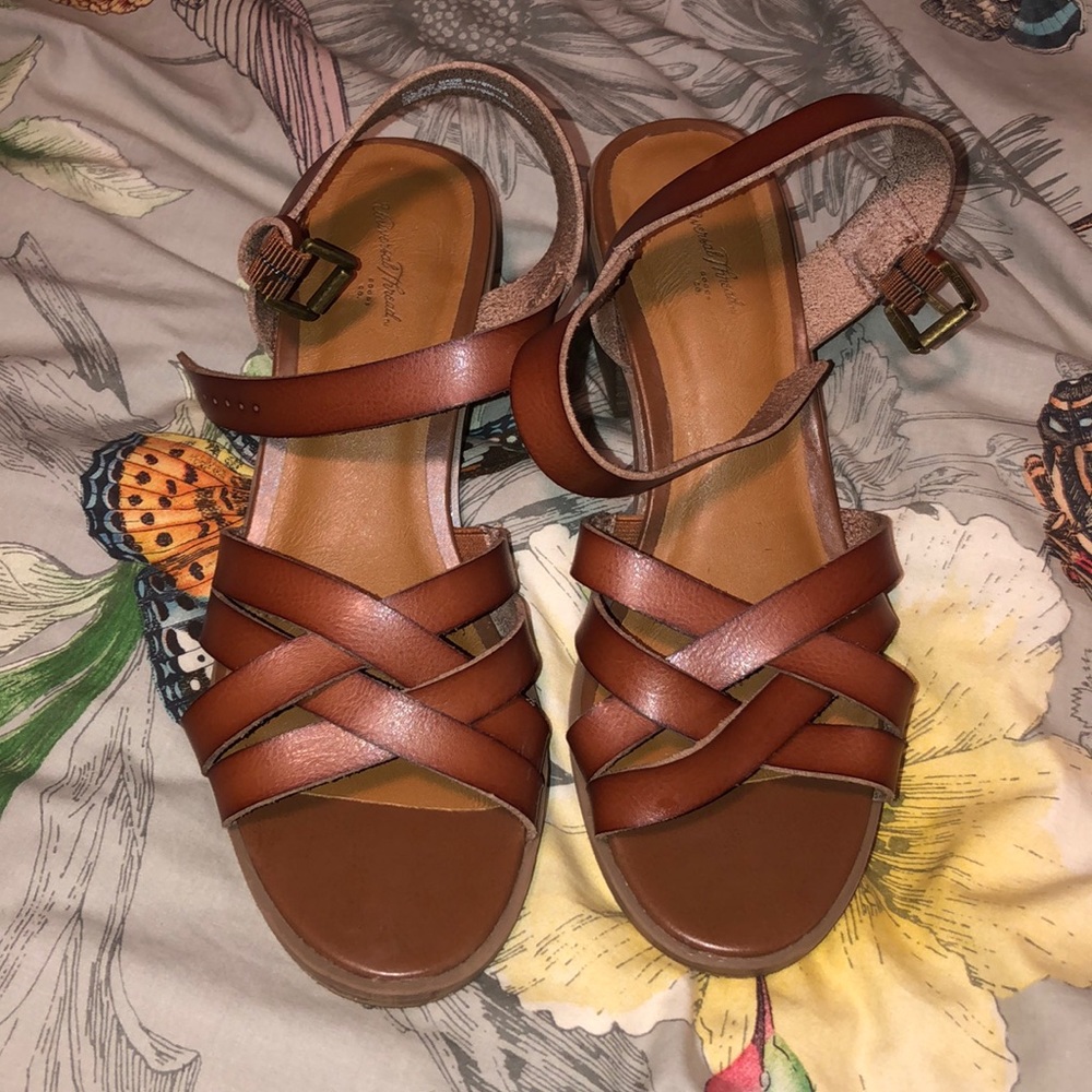 Beautiful tan shoes
